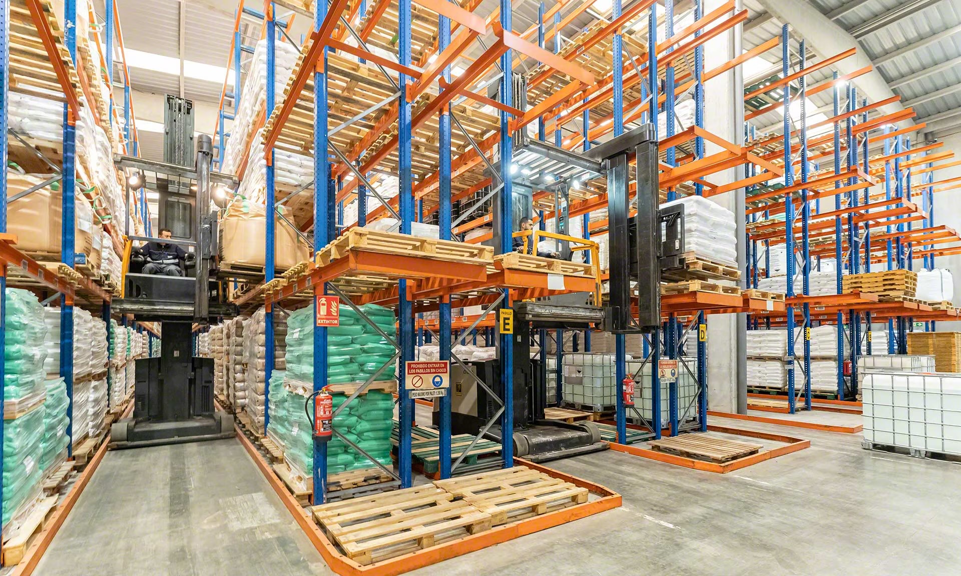 p-and-d-stations-pallet-racking.1.12.jpeg