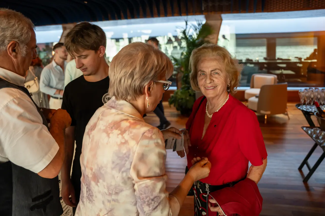 2026_07_16_18_59_09_A7400967.webp