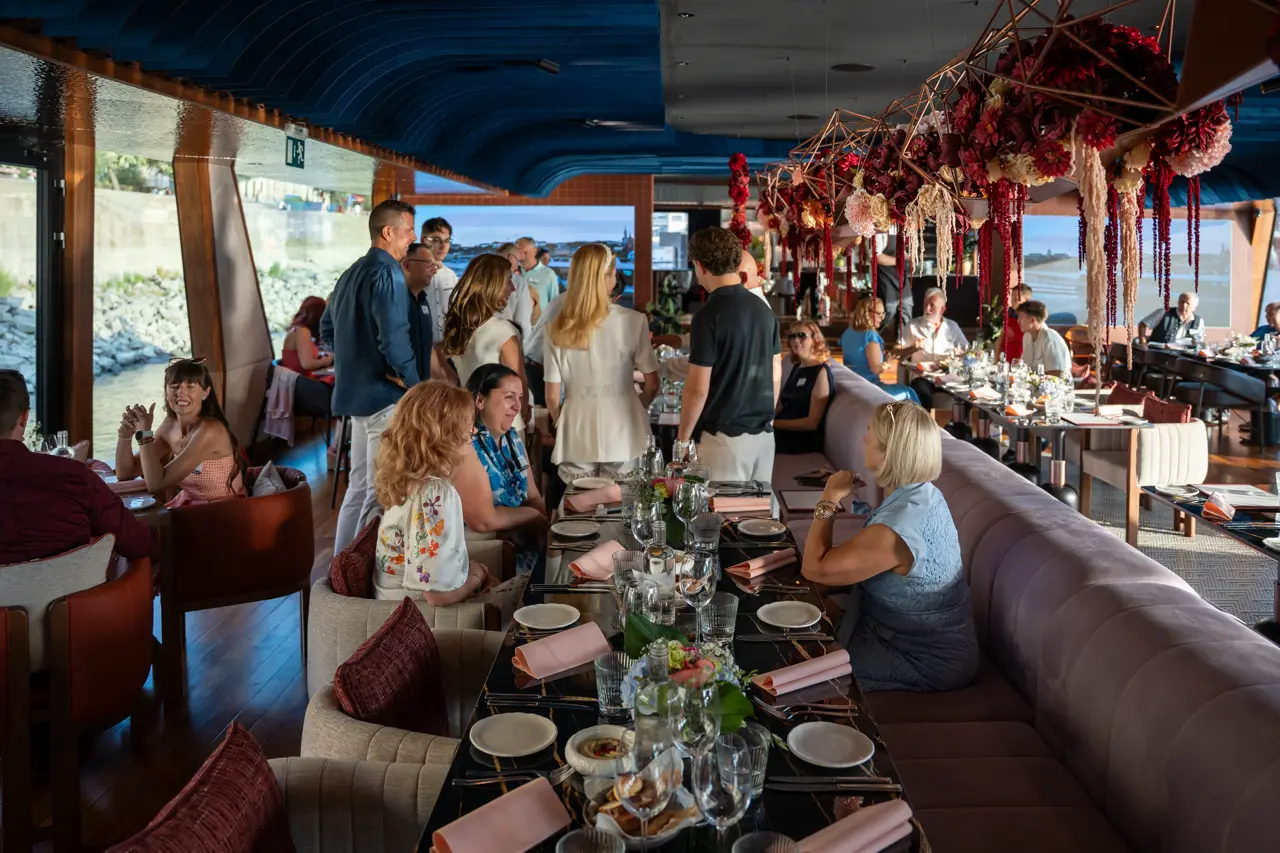 2026_07_16_19_08_09_A7401008.webp