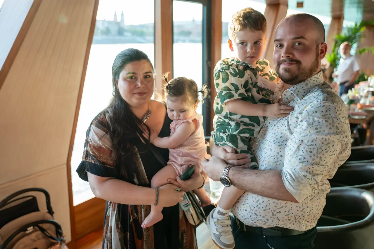 2026_07_16_19_18_46_A7401117.webp