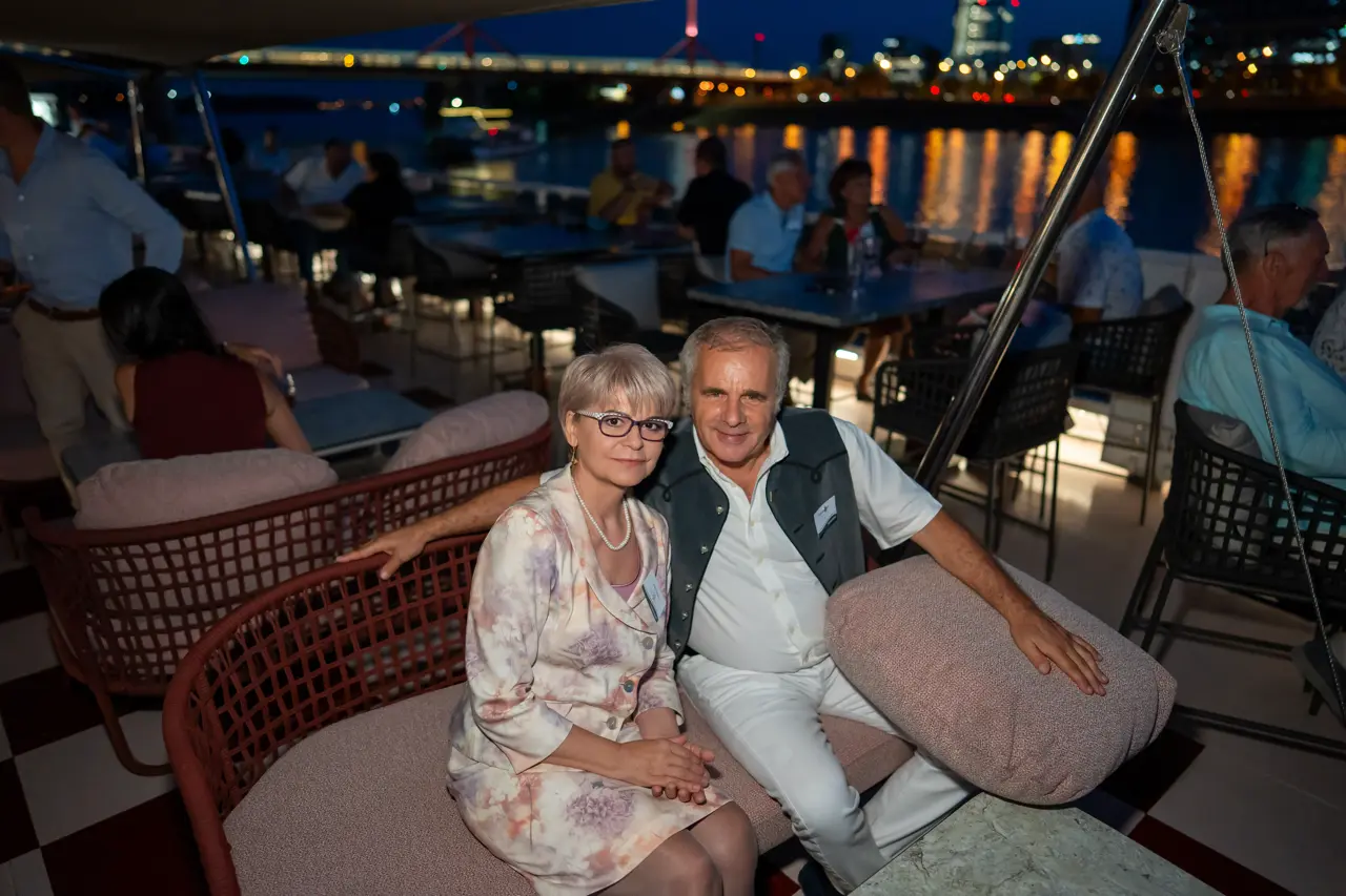 2026_07_16_21_22_59_A7401553.webp