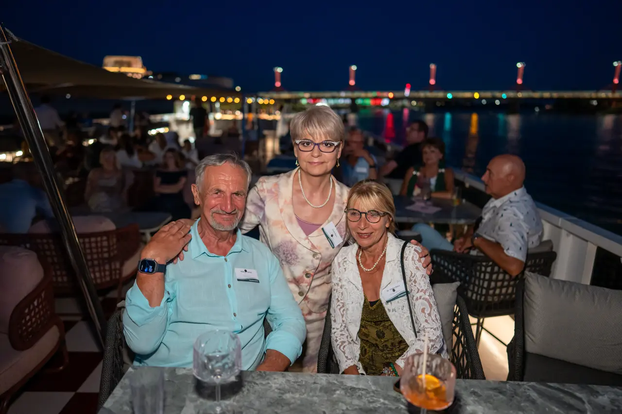 2026_07_16_21_25_45_A7401582.webp