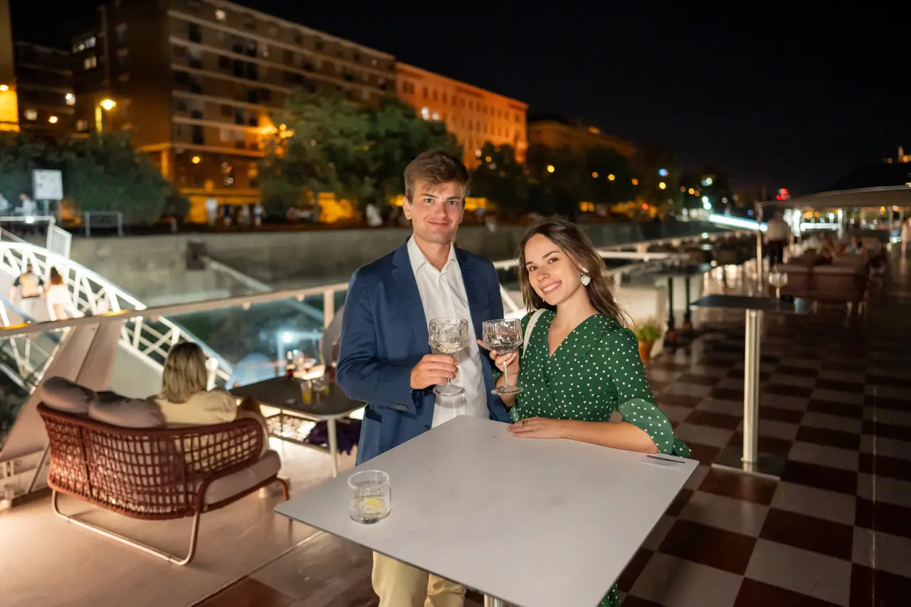 2026_07_16_22_17_18_A7401665.webp